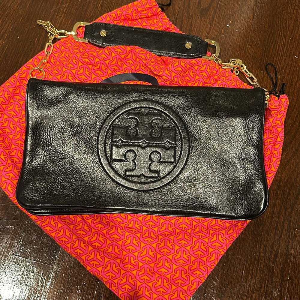 TORY BURCH BLACK LEATHER REVA BAG